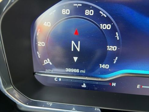 Used 2024 Chevrolet Silverado 1500 LT Trail Boss w/ LT Trail Boss Premium Package image 10