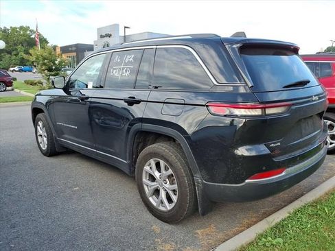 Used 2022 Jeep Grand Cherokee Limited w/ MOPAR Finishing Package AWD/4WD image 6
