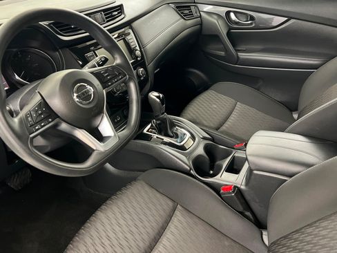 Used 2018 Nissan Rogue S AWD/4WD image 15