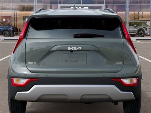 New 2026 Kia Niro EX image 13