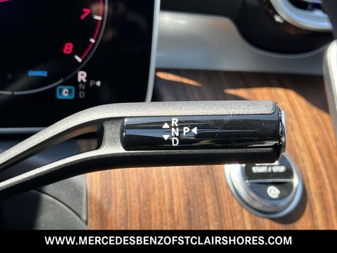 Used 2025 Mercedes-Benz C 300 4MATIC Sedan image 31