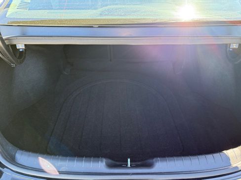 Certified 2023 Hyundai Elantra Limited image 17