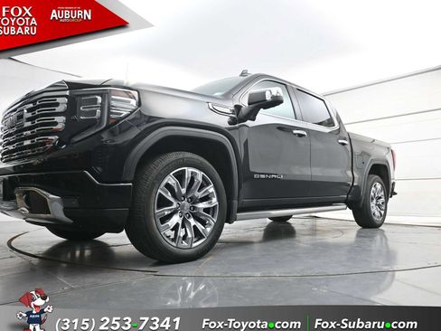 Used 2023 GMC Sierra 1500 Denali w/ Denali Reserve Package AWD/4WD image 26