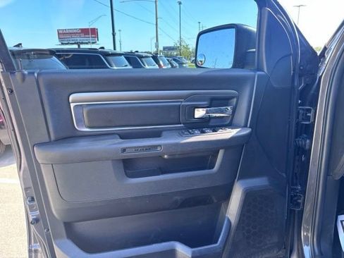 Used 2022 RAM 1500 Warlock AWD/4WD image 14