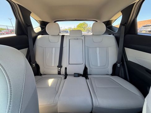 Used 2025 Hyundai Tucson SEL FWD image 38