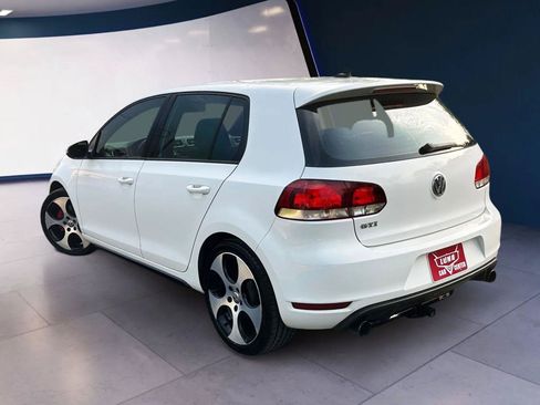 Used 2012 Volkswagen Golf 4-Door FWD image 3