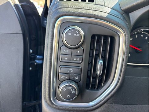 Used 2021 Chevrolet Silverado 1500 LT image 31