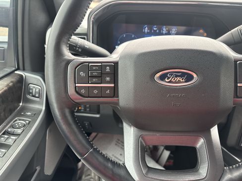 Certified 2024 Ford F250 Lariat w/ Lariat Ultimate Package AWD/4WD image 29