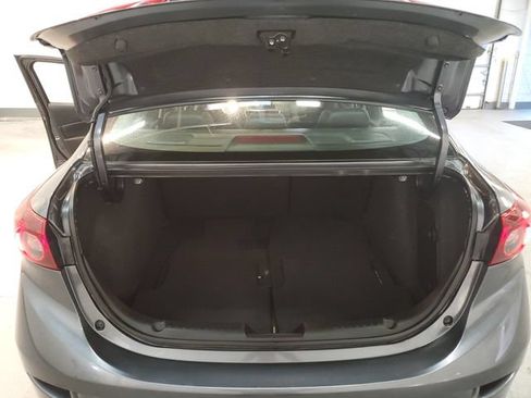 Used 2014 MAZDA MAZDA3 i Grand Touring FWD image 24