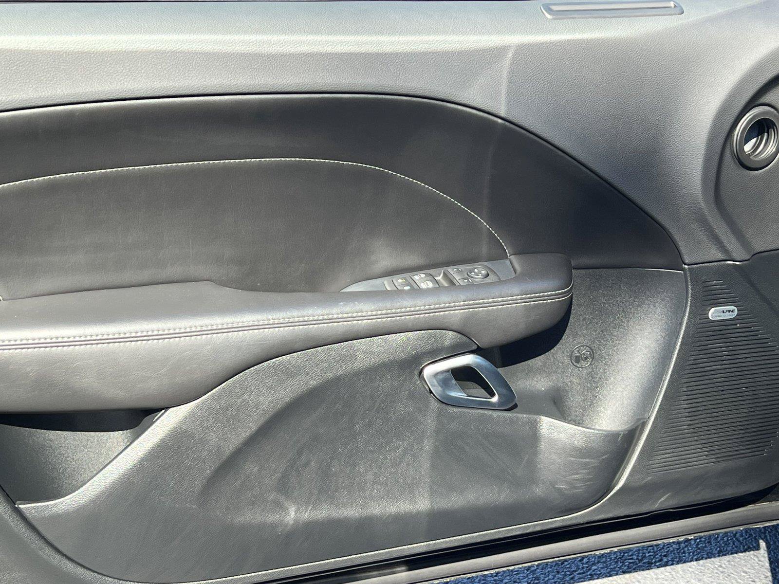 Used 2018 Dodge Challenger R/T Plus RWD image 17