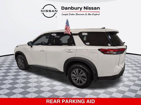 Certified 2025 Nissan Pathfinder S AWD/4WD image 6