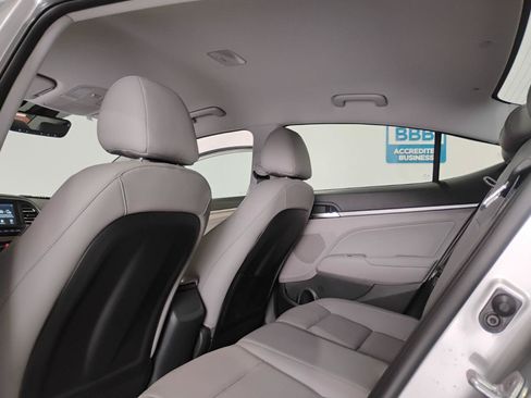 Used 2020 Hyundai Elantra Limited FWD image 34