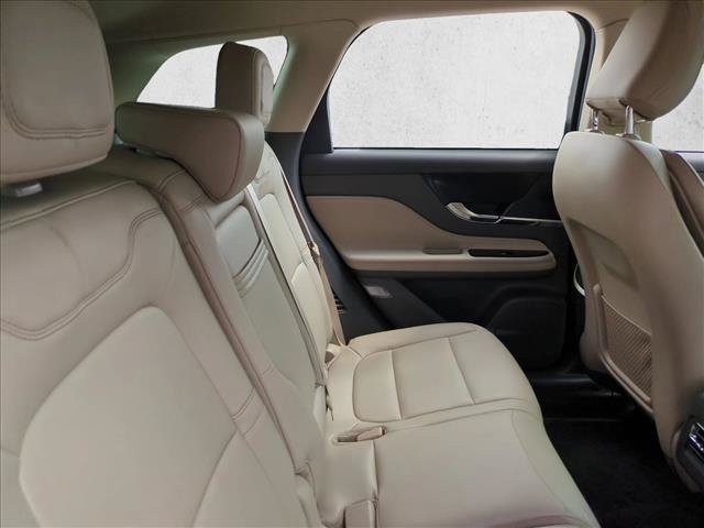 Used 2023 Lincoln Corsair FWD image 19