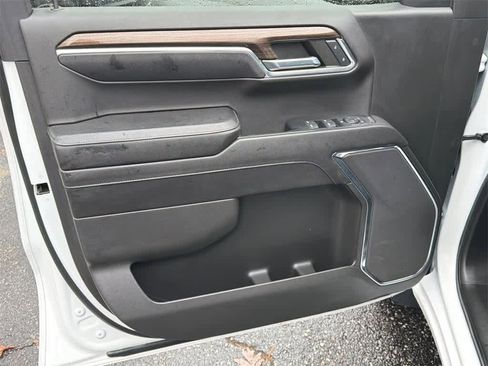 Used 2023 Chevrolet Silverado 1500 RST image 11