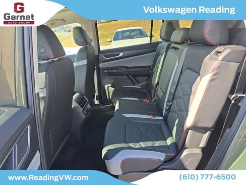 New 2026 Volkswagen Atlas Peak Edition image 14