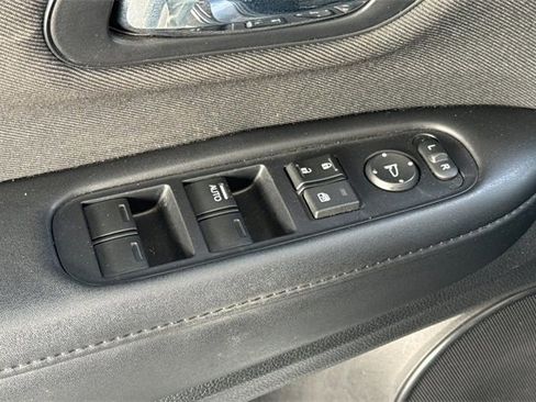 Used 2020 Honda HR-V LX image 14