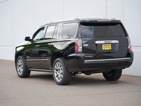 Used 2016 GMC Yukon Denali w/ Open Road Package AWD/4WD image 5