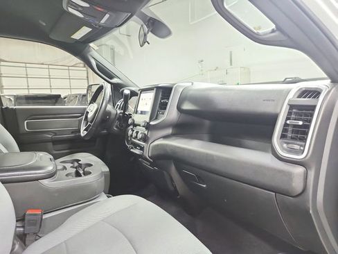 Used 2022 RAM 2500 Big Horn w/ Cold Weather Group image 33