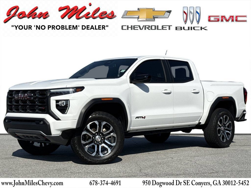 Used 2023 GMC Canyon AT4 w/ AT4 Premium Package AWD/4WD image 1