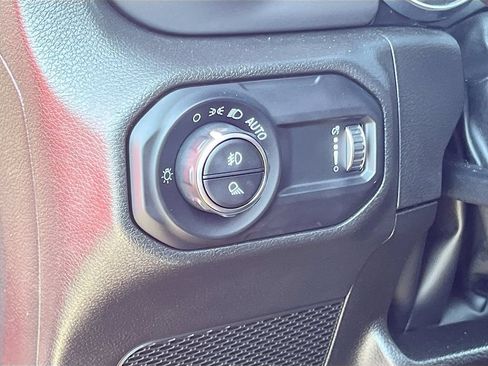 Used 2023 Jeep Gladiator Sport AWD/4WD image 10