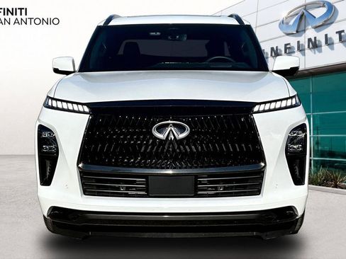 Certified 2026 INFINITI QX80 Autograph w/ Premium Cargo Package AWD/4WD image 4