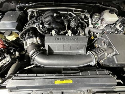 Used 2022 Nissan Frontier SV w/ Technology Package image 26
