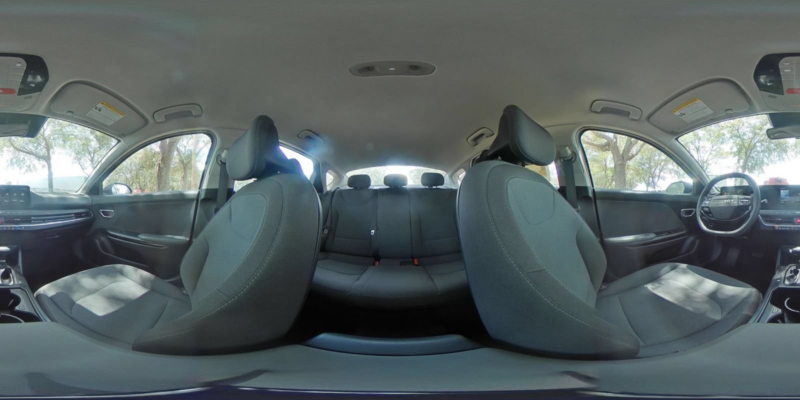 Used 2025 Kia K4 FWD image 40