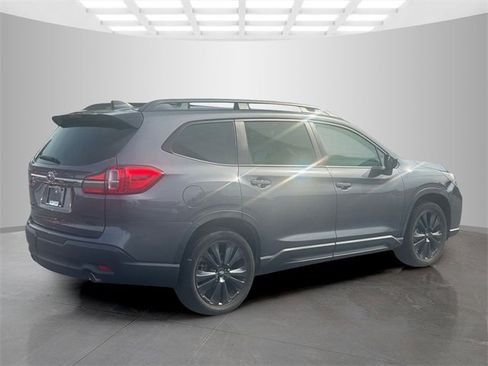 Used 2022 Subaru Ascent Onyx Edition image 7