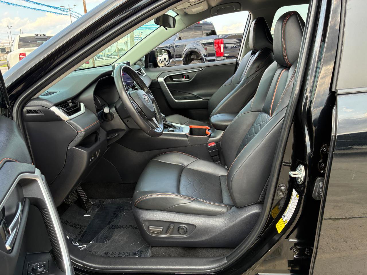 Used 2024 Toyota RAV4 Adventure AWD/4WD image 11