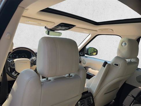 Used 2017 Land Rover Range Rover Supercharged AWD/4WD image 16