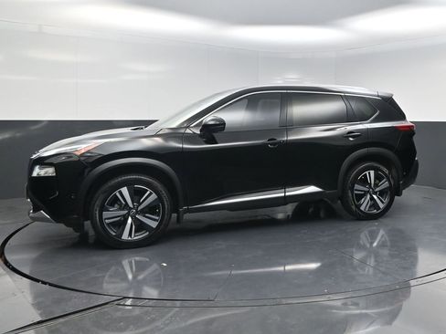 Used 2023 Nissan Rogue Platinum w/ Platinum Premium Package image 3