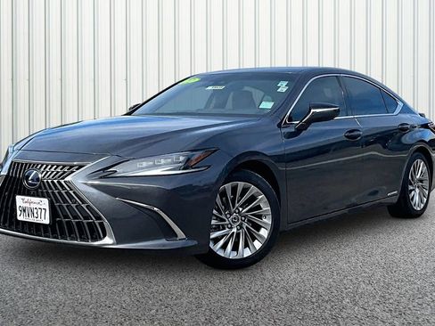 Used 2022 Lexus ES 300h w/ Accessory Package 2 image 35