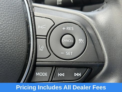 Used 2022 Toyota RAV4 XSE AWD/4WD image 13