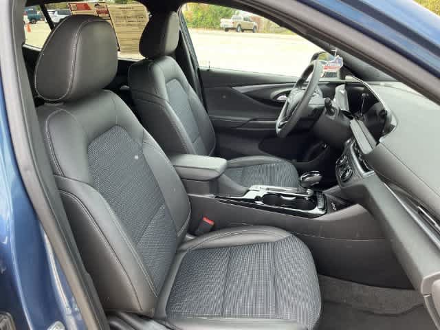 Used 2024 Buick Envista Preferred w/ Convenience II Package FWD image 17
