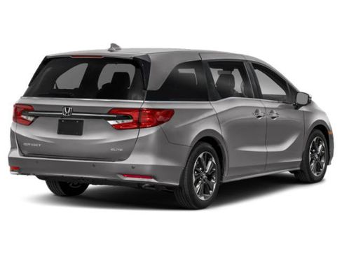 Used 2022 Honda Odyssey Elite image 2