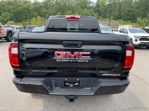 New 2026 GMC Canyon AT4X image 4