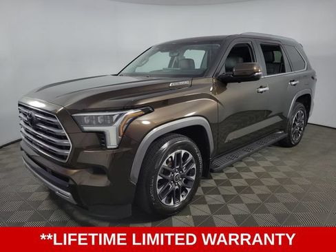 Used 2024 Toyota Sequoia Limited AWD/4WD image 3