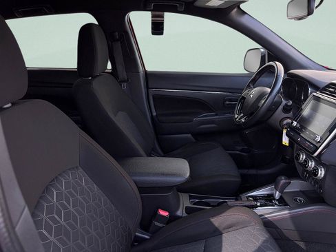 Used 2021 Mitsubishi Outlander Sport Black Edition AWD/4WD image 31
