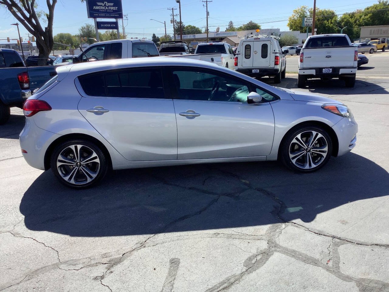 Used 2016 Kia Forte EX FWD image 8