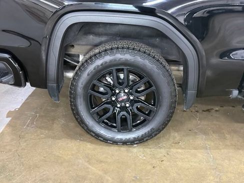 Used 2024 GMC Sierra 1500 Elevation w/ X31 Off-Road Package AWD/4WD image 6