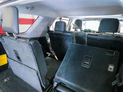 Used 2020 Toyota 4Runner SR5 Premium w/ Moonroof Package RWD image 26