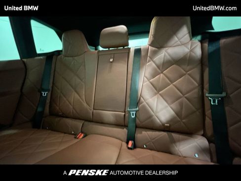 New 2026 BMW X6 xDrive40i w/ Climate Comfort Package image 21