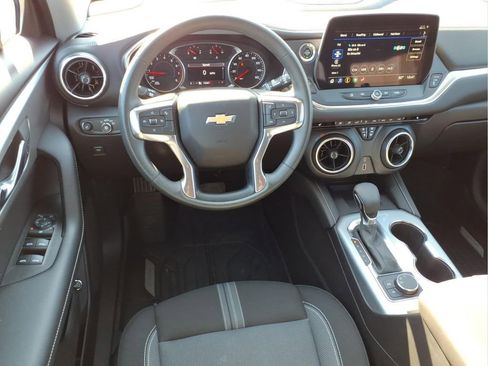 Certified 2024 Chevrolet Blazer LT w/ Convenience Package FWD image 13