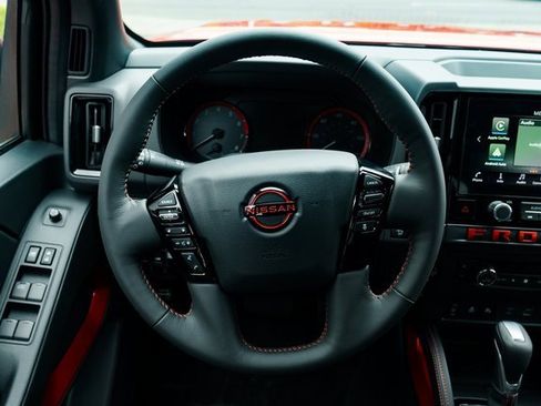 New 2025 Nissan Frontier PRO-4X w/ Pro Convenience Package image 13
