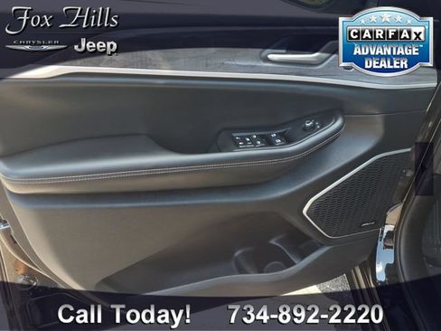 Used 2022 Jeep Grand Cherokee Limited 4xe AWD/4WD image 13