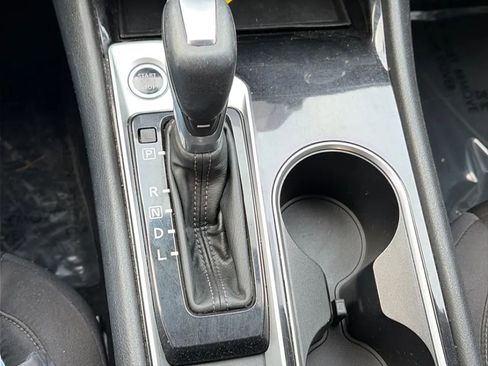 Used 2020 Nissan Altima 2.5 SV image 38