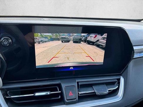 Certified 2025 Chevrolet TrailBlazer LS FWD image 22