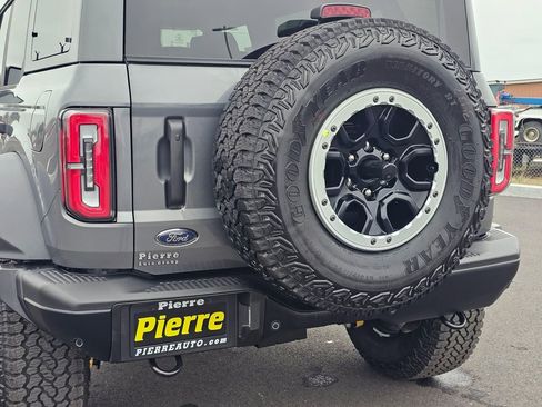 New 2025 Ford Bronco Badlands w/ Sasquatch Package image 12