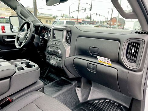 New 2025 GMC Sierra 3500 Pro w/ Snow Plow Prep/Camper Package image 22