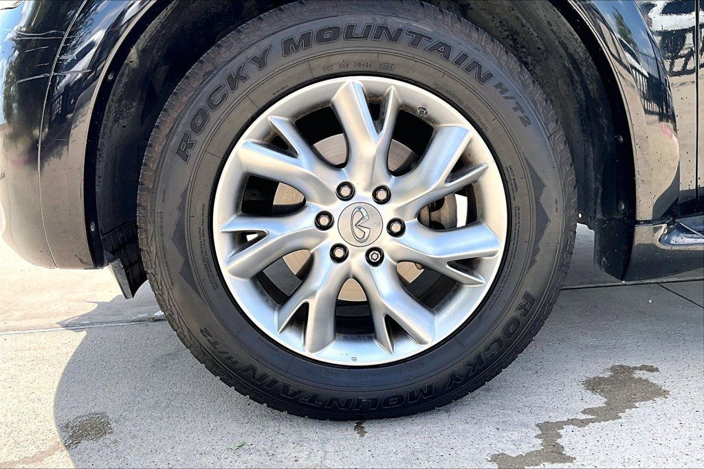 Used 2011 INFINITI QX56 2WD w/ Theater Pkg image 11